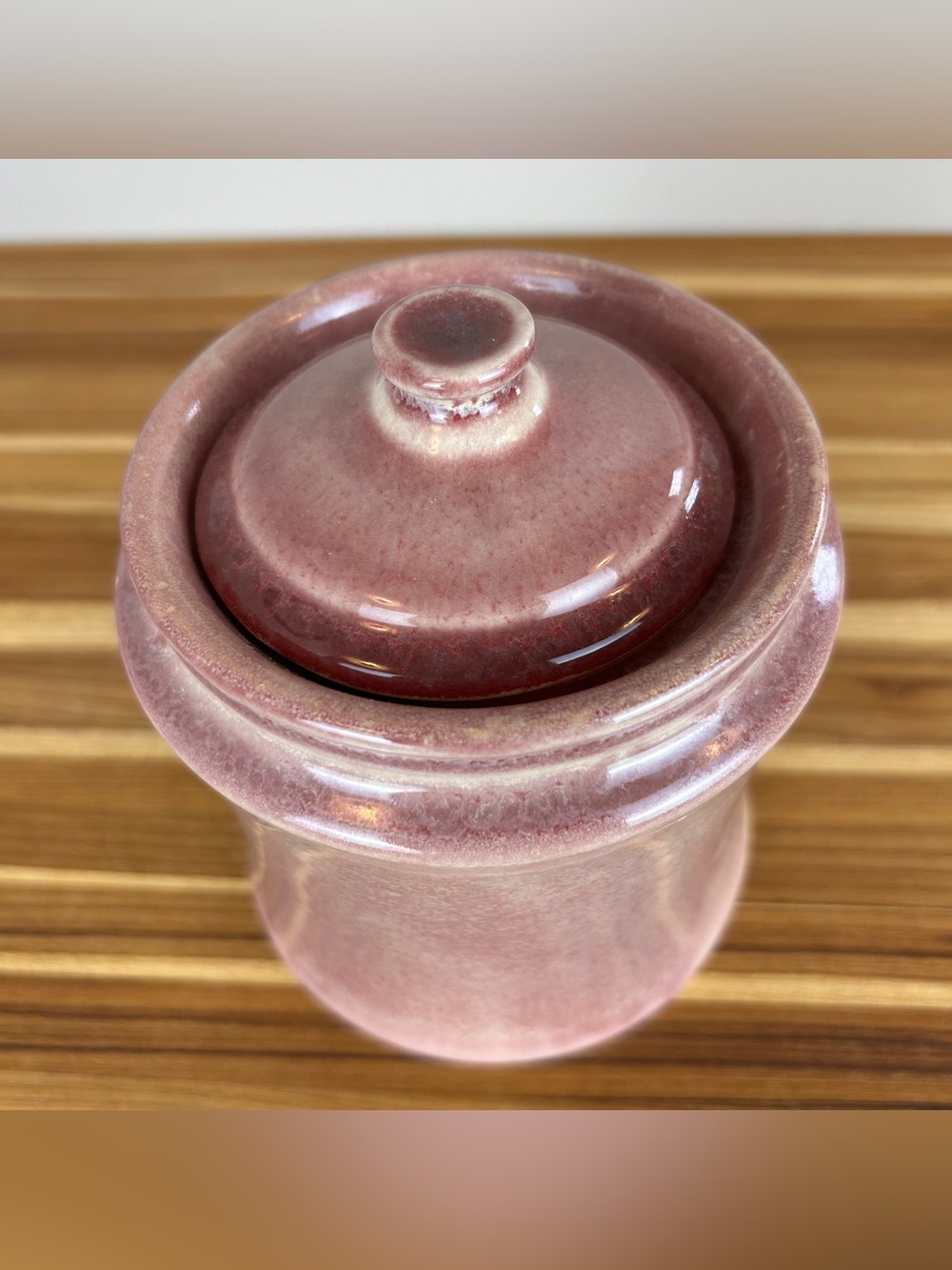 Reactive Glaze Ceramic Crock With A Lid